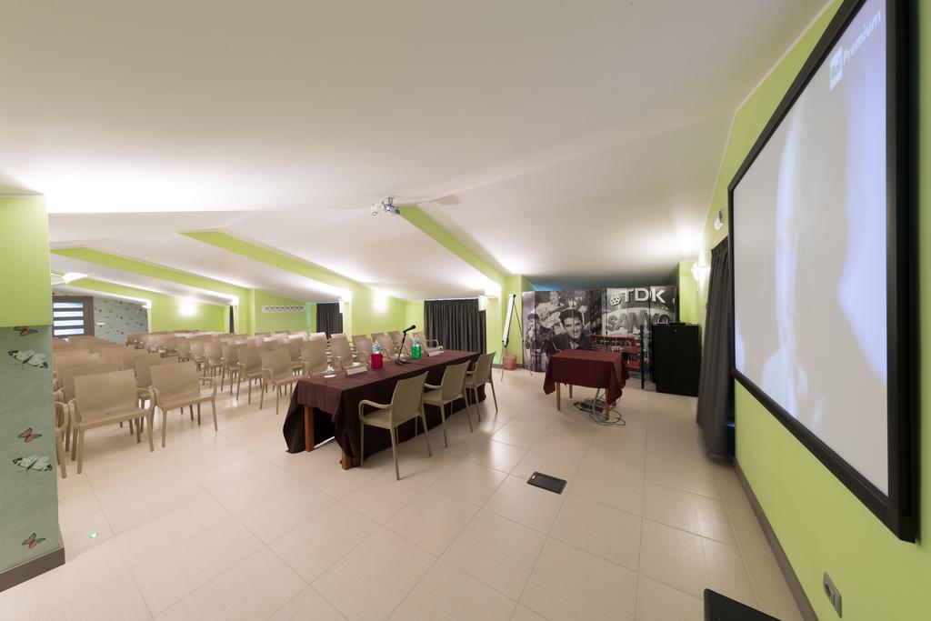Hotel La Ninfea Montesilvano Luaran gambar