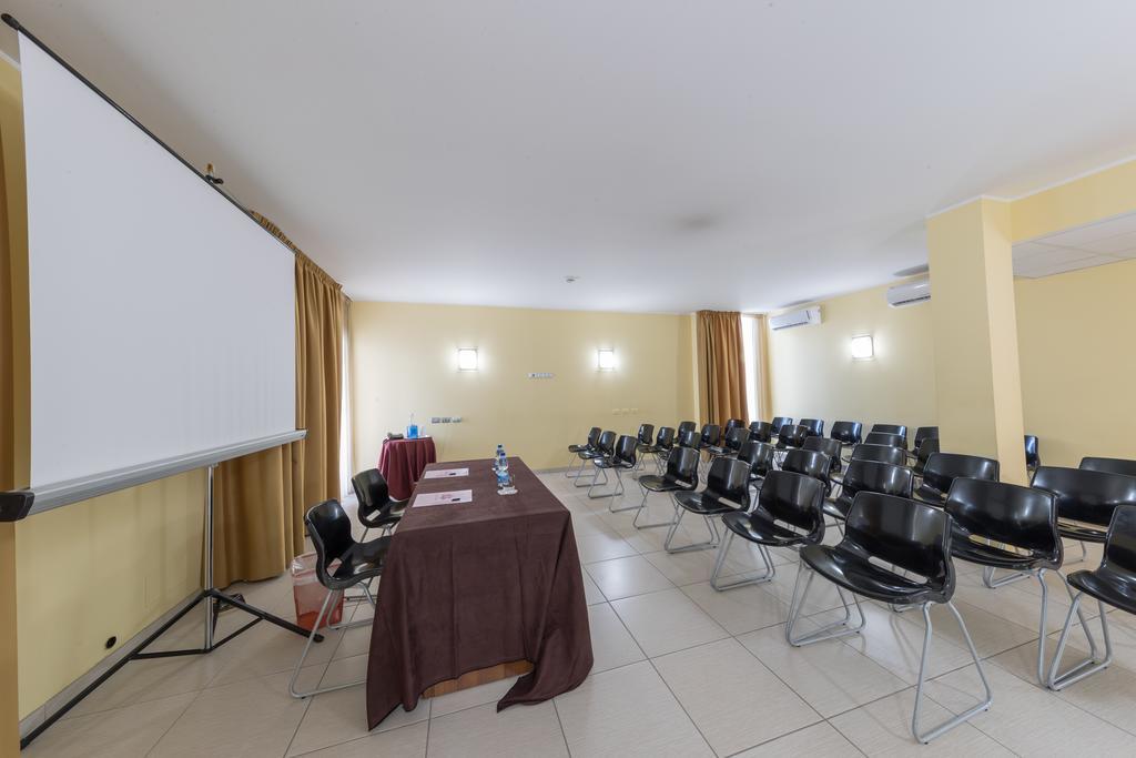 Hotel La Ninfea Montesilvano Luaran gambar