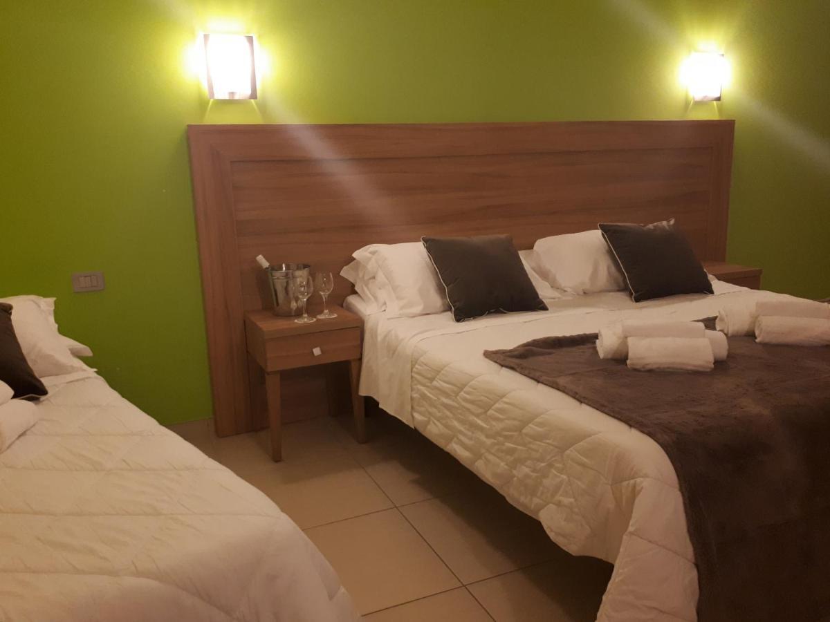 Hotel La Ninfea Montesilvano Luaran gambar