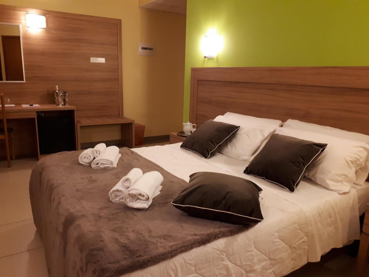 Hotel La Ninfea Montesilvano Luaran gambar